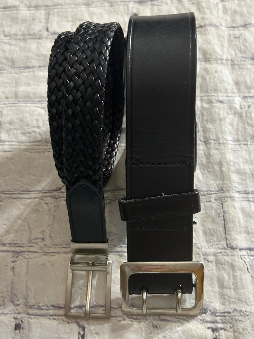 BLACK WAXED LEATHER (BWF) RUGGED BELT SIZE 28 & BLACK WOVEN REVERSIBLE BELT 28